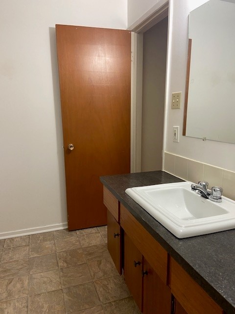 Spacious 2-Bedroom Apartment in Prime Eastside Location